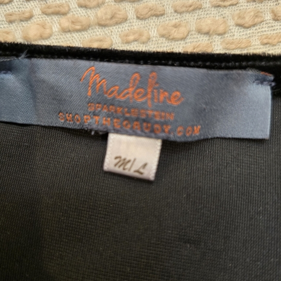 Madeline Sparklestein Embroidered Floral Black Boho Velvet Kimono Top Size M/L - Picture 11 of 15